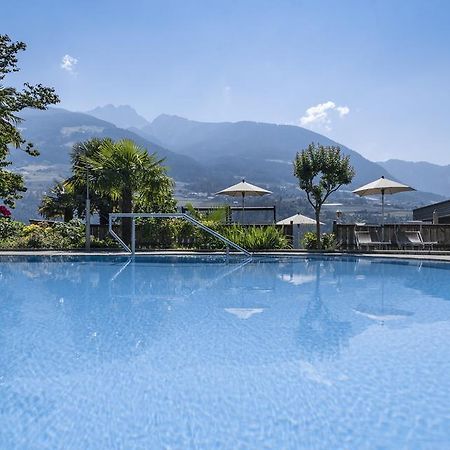 Hotel Zirmerhof & Residence Rifiano Exterior photo